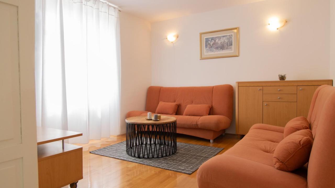 Mozart Apartments Baška Voda Buitenkant foto