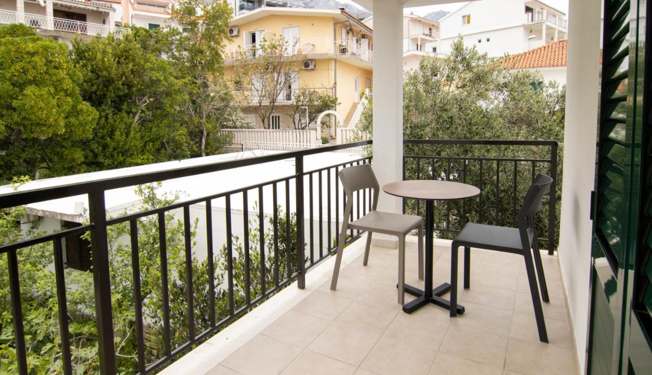 Mozart Apartments Baška Voda Buitenkant foto