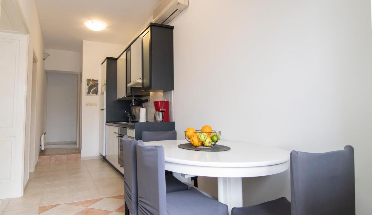 Mozart Apartments Baška Voda Buitenkant foto